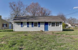 2001 Somerville DR, Hampton, VA 23663