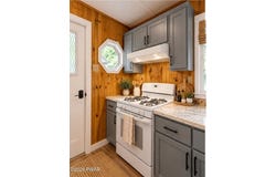 171 Bluestone Boulevard, Matamoras, PA 18336
