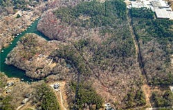 76.66 acres Frontage Road and Knollwood Drive Road unit: Keowee Interior, Seneca, SC 29678