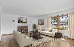 1517 E Memorial Drive, Janesville, WI 53545