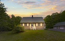 59 Sodom Road, Hebron, ME 04238