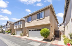 8554 Burnet Ave, North Hills, CA 91343