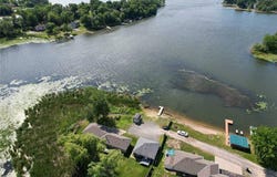 516 Park Island Rd, Center City, MN 55012