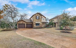 6909 Trimaran CV, Jonestown, TX 78645