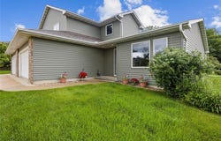 664 J Ave NE, Cedar Rapids, IA 52402