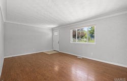 2018 Broadway, Highland, IL 62249