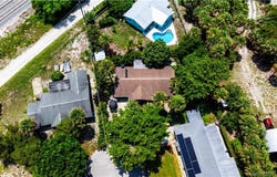 4646 NE Dudley Circle, Jensen Beach, FL 34957