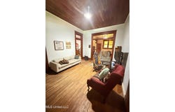 1057 Adams Street, Grenada, MS 38901