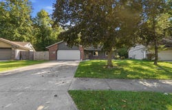 9615 Mariners Ridge Drive, Fort Wayne, IN 46819-2452