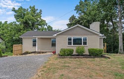 1507 Denton Road, Sevierville, TN 37862