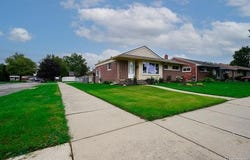 12890 Hemingway, Redford Twp, MI 48239