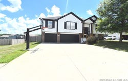1207 SW 9th Street, Other, MO 64075