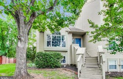 6147 STONEPATH CIRCLE, CENTREVILLE, VA 20120