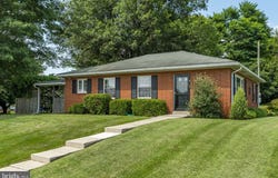 353 S MARKET STREET, SCHAEFFERSTOWN, PA 17088