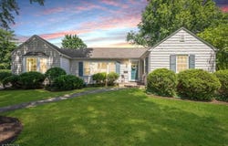 24 Dogwood Ln, New Providence Boro, NJ 07974