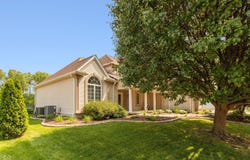 1276 Kensington Drive, Seymour, IN 47274