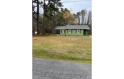 9135 Mayes St, Jarratt, VA 23867