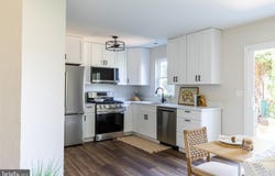 10 FIDDLER Drive, NEW OXFORD, PA 17350