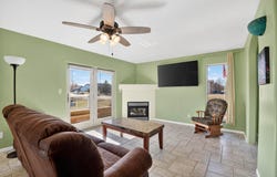 1319 Leitha Terrace, Waverly, IA 50677