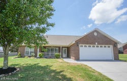 1117 Worthington Blvd, Maryville, TN 37801
