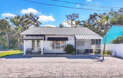 109 TAMIAMI TRAIL S, NOKOMIS, FL 34275