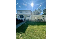 23 Bardsley St, Acushnet, MA 02743