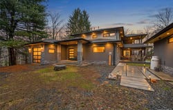 41 Sand Hill Lane, Florida, NY 10921