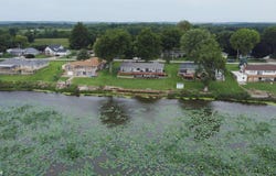 2732 255Th Avenue, Montrose, IA 52639