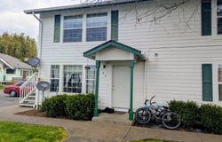 224 C St, Independence, OR 97351