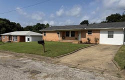912 Success St, Gilmer, TX 75644