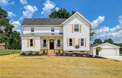 2516 Ranfield Road, Mogadore, OH 44260