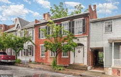 21 E MAIN STREET, NEWVILLE, PA 17241