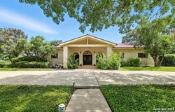 201 Sheffield, Castle Hills, TX 78213
