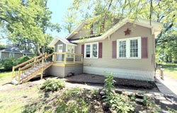 1083 Washington Avenue, Muskegon, MI 49441