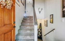 2818 TREETOP LN, West Linn, OR 97068