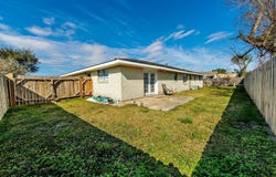 305 Wildwood Dr, Houma, LA 70363