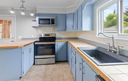 2300 Hudson Road, Hudson, ME 04449