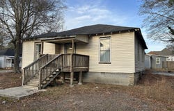 88 E Stephens Street, Winder, GA 30680