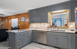 112 Mcmillan Street, Teachey, NC 28464