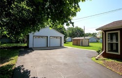 631 Mowbray Street, Stewart, MN 55385