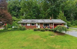 20 Serfass Lane, Palmerton, PA 18071