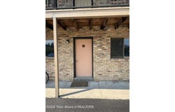 130 E KELLY Avenue, Jackson, WY 83001