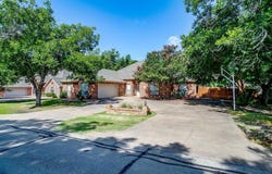 9406 S Longwood Drive, Granbury, TX 76049