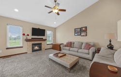 542 Rolling Hills Dr, Tiffin, IA 52340