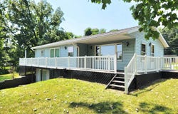 51585 E County Line Road, Middlebury, IN 46540-8940