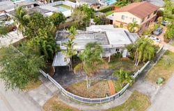 660 E 10th Pl, Hialeah, FL 33010