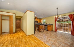 4351 ELDERBERRY St, Springfield, OR 97478