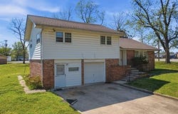 222 SE 3rd Street, Pryor, OK 74361