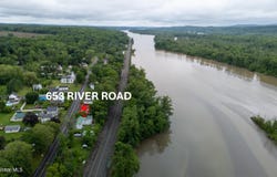 653-655 River Road, Schodack, NY 12156