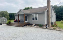 14157 Lisbon Street NE, Paris, OH 44669